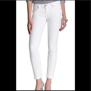 Paige Optic White Denim Skyline Crop Cuffed jeans